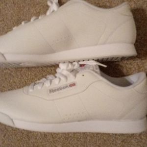 Women's  sneakers